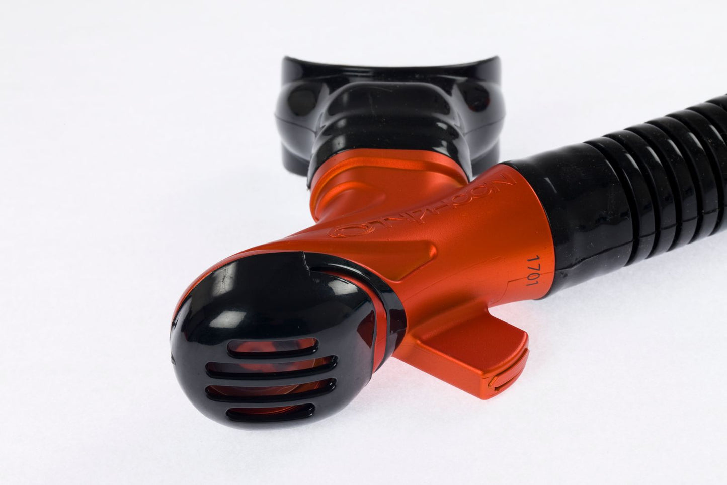Eon semi dry snorkel